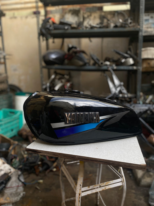 RX 135 5 speed petrol tank